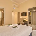 Pensjonat Rishon 4*