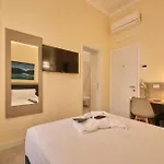 Rishon Rom